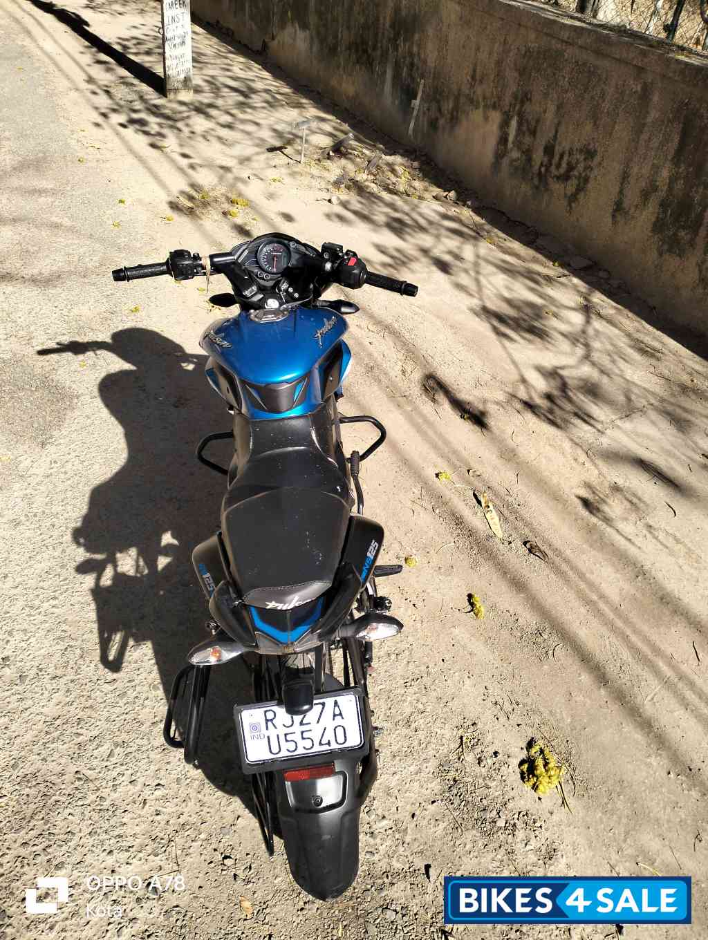 Blue Bajaj Pulsar NS 125