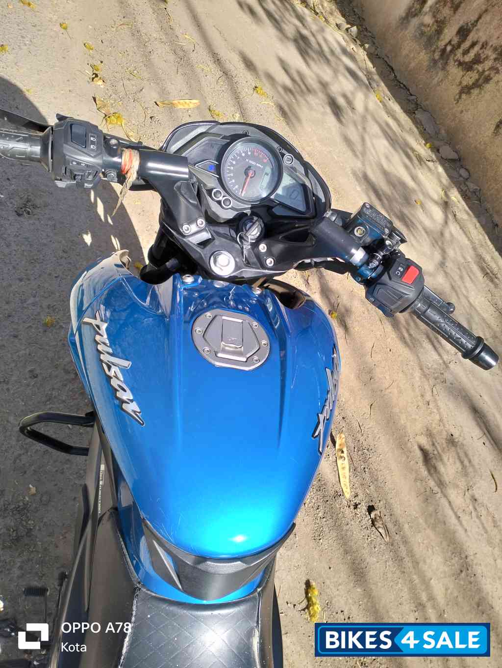Blue Bajaj Pulsar NS 125