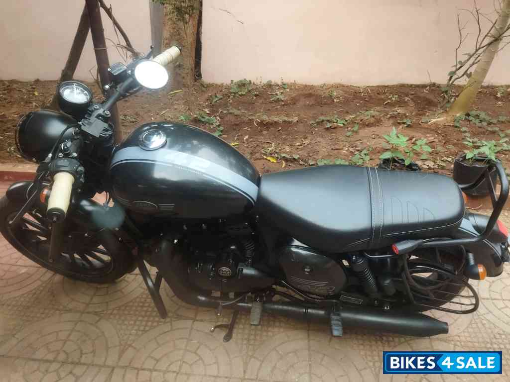 Jawa 42 Dual Channel ABS AllStar Black