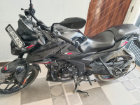 Black Bajaj Pulsar N160 Dual Channel ABS