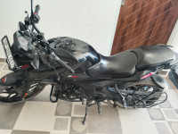 Black Bajaj Pulsar N160 Dual Channel ABS