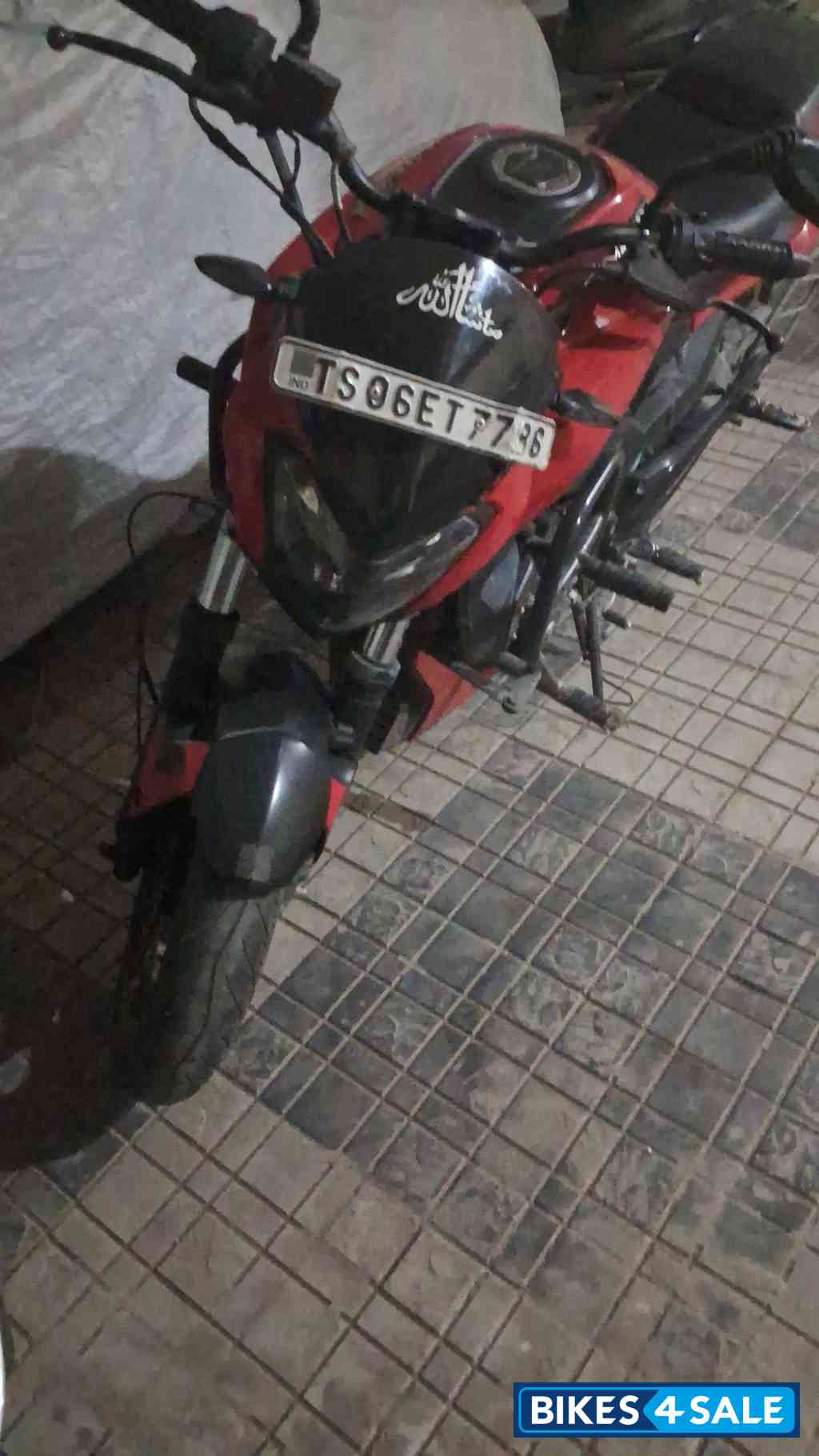 Bajaj Dominar 400