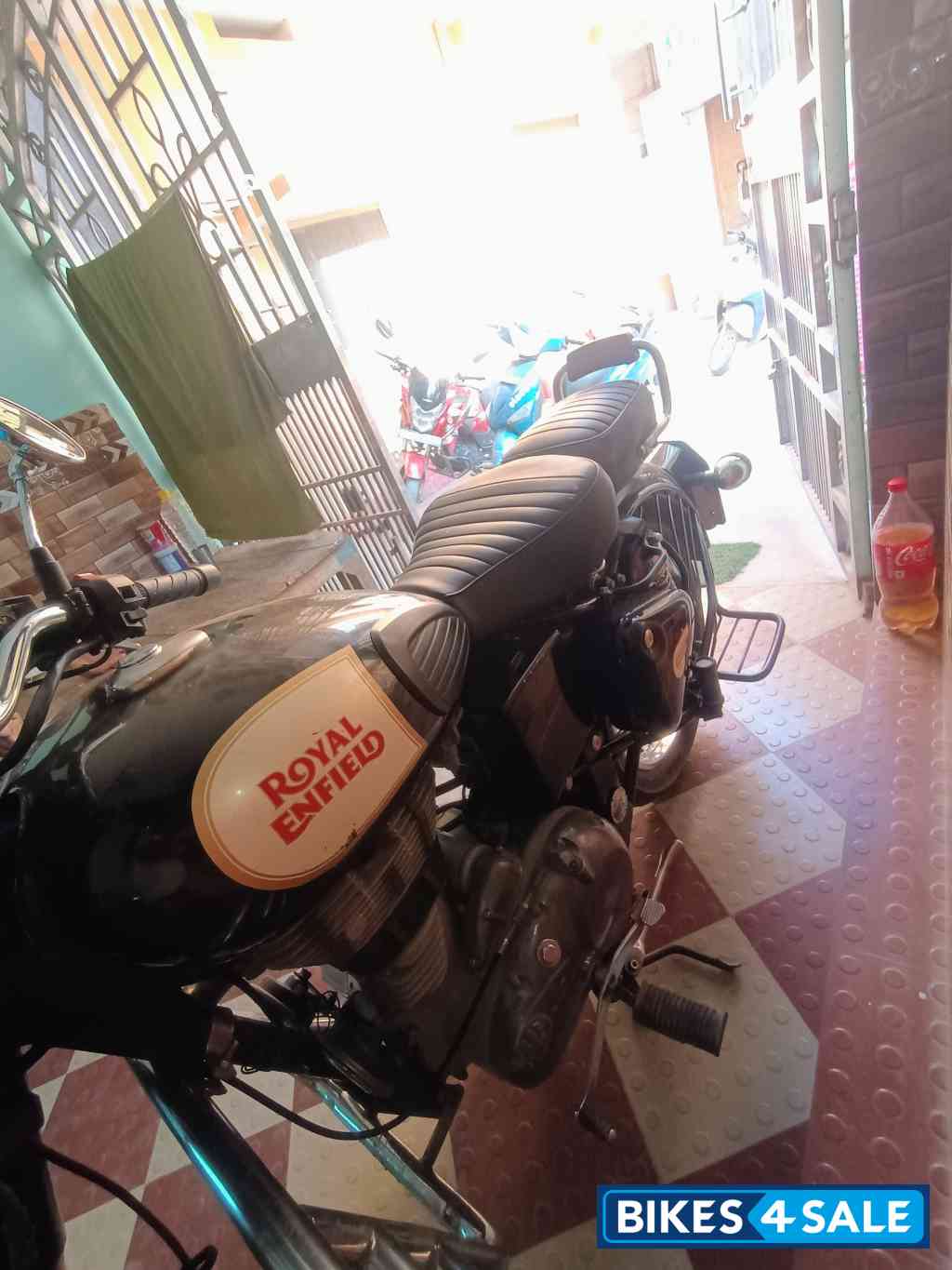 Royal Enfield Classic 350 Royal Enfield Classic 350