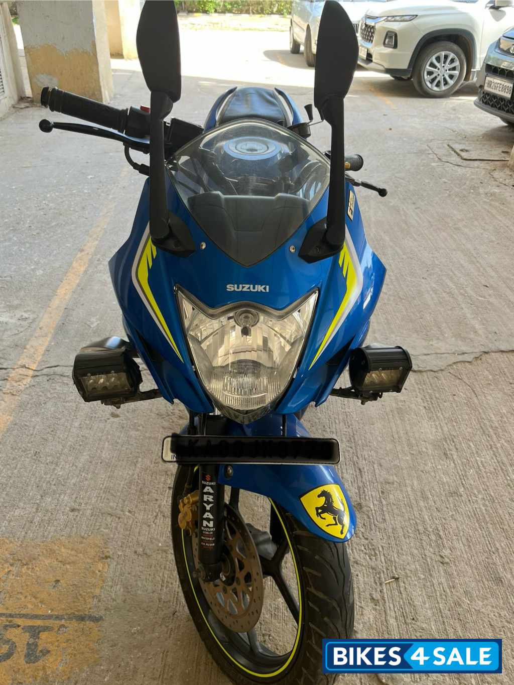 Suzuki Gixxer SF Fi