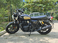 Black Ray Royal Enfield Interceptor 650 Twin