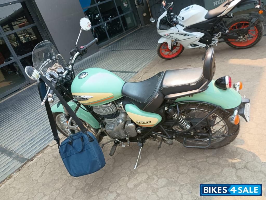 Aurora Green Royal Enfield Meteor 350 Aurora