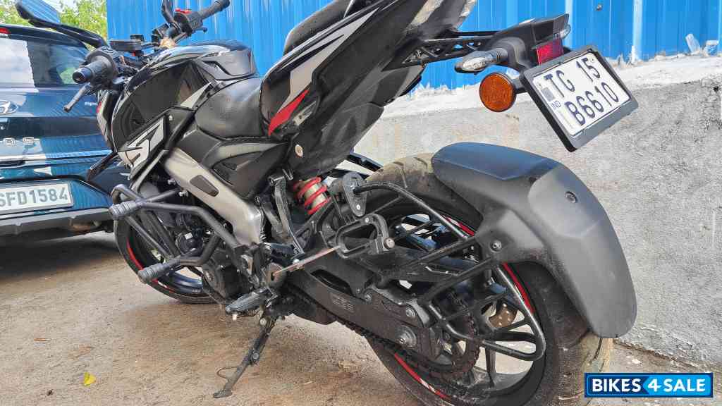 Black Bajaj Pulsar NS400Z