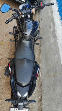 Black Bajaj Pulsar NS400Z