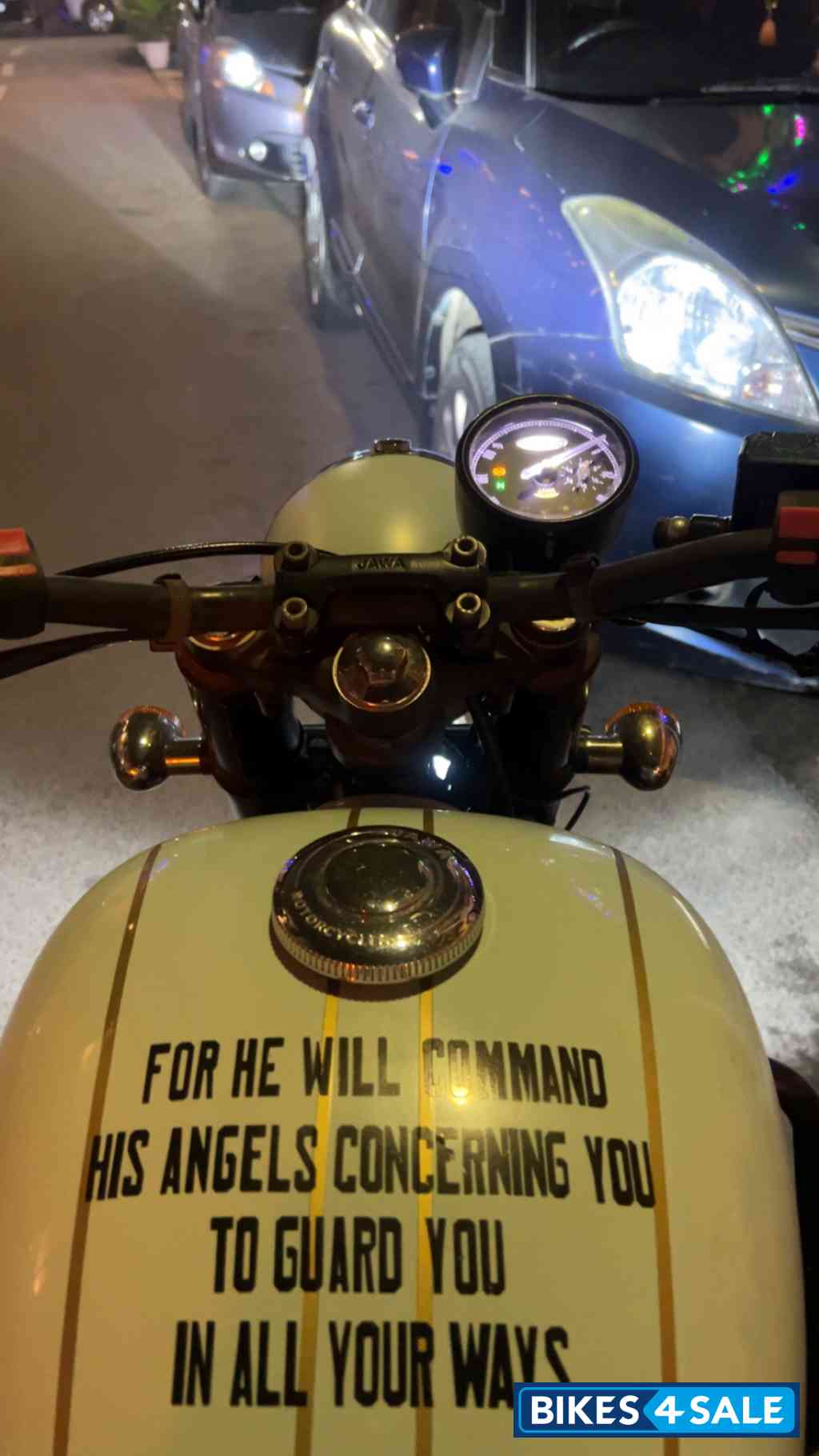 Nebula Blus Jawa forty two BS6