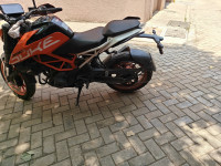 Orange KTM Duke 390