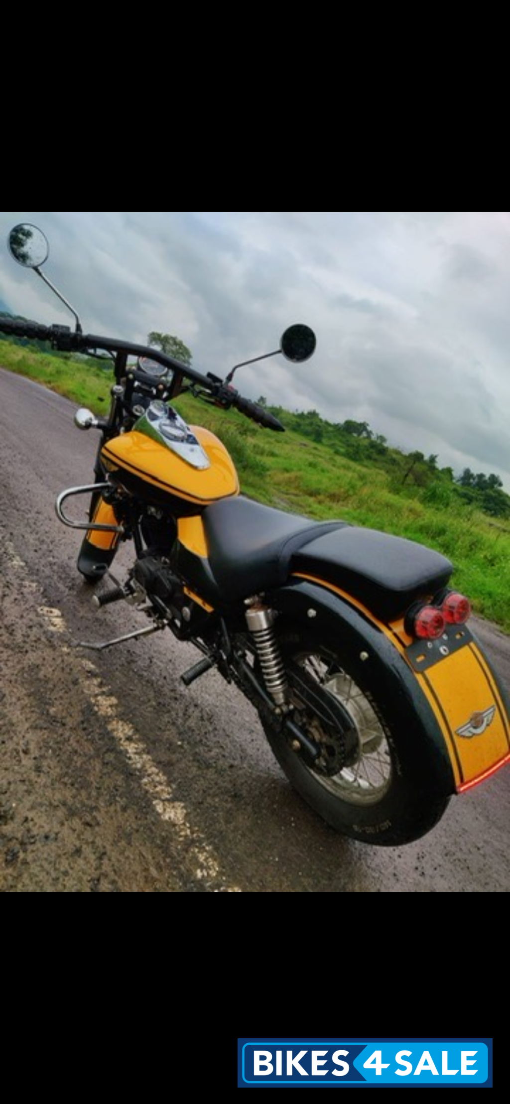 Bajaj Avenger 220 DTS-i