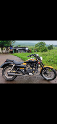 Bajaj Avenger 220 DTS-i