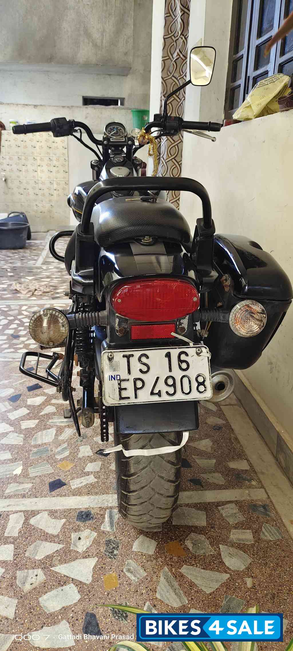 Bajaj Avenger Street 150