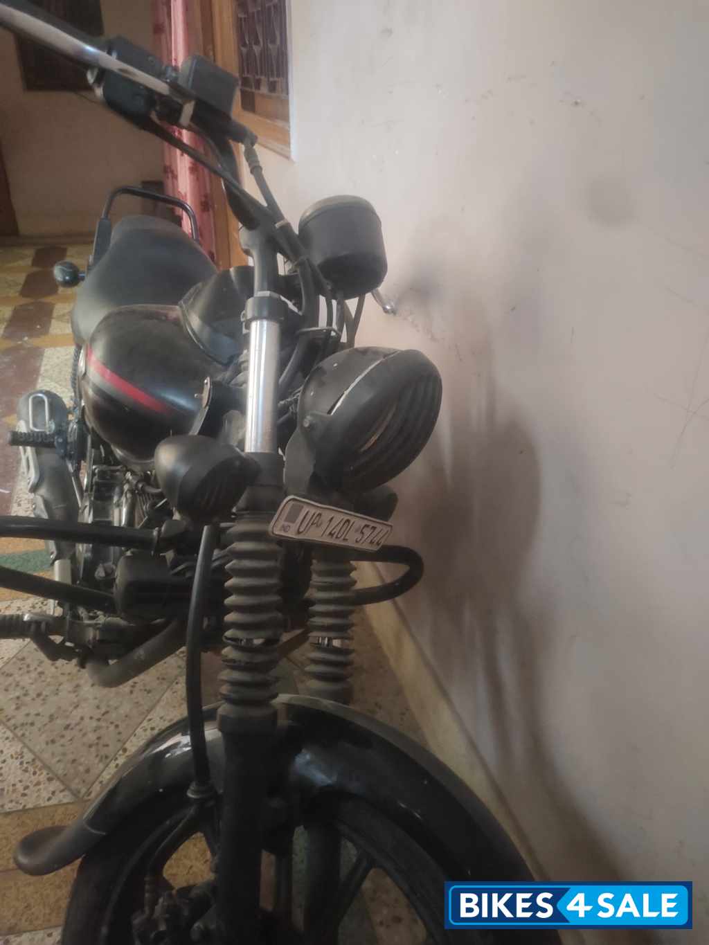 Bajaj Avenger Street 220