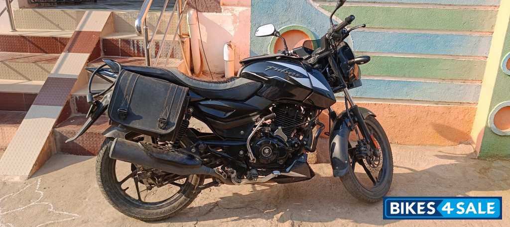 Bajaj Pulsar 125
