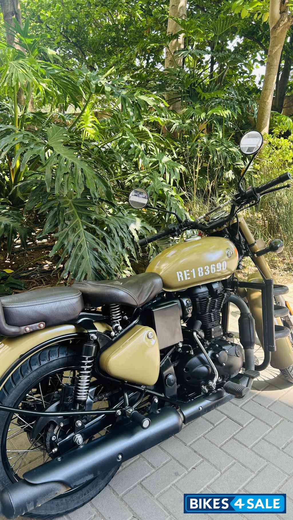 Royal Enfield Classic Signals Stormrider Sand