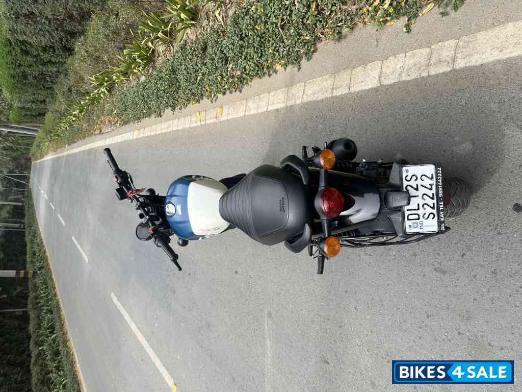 Royal Enfield Hunter 350 Metro