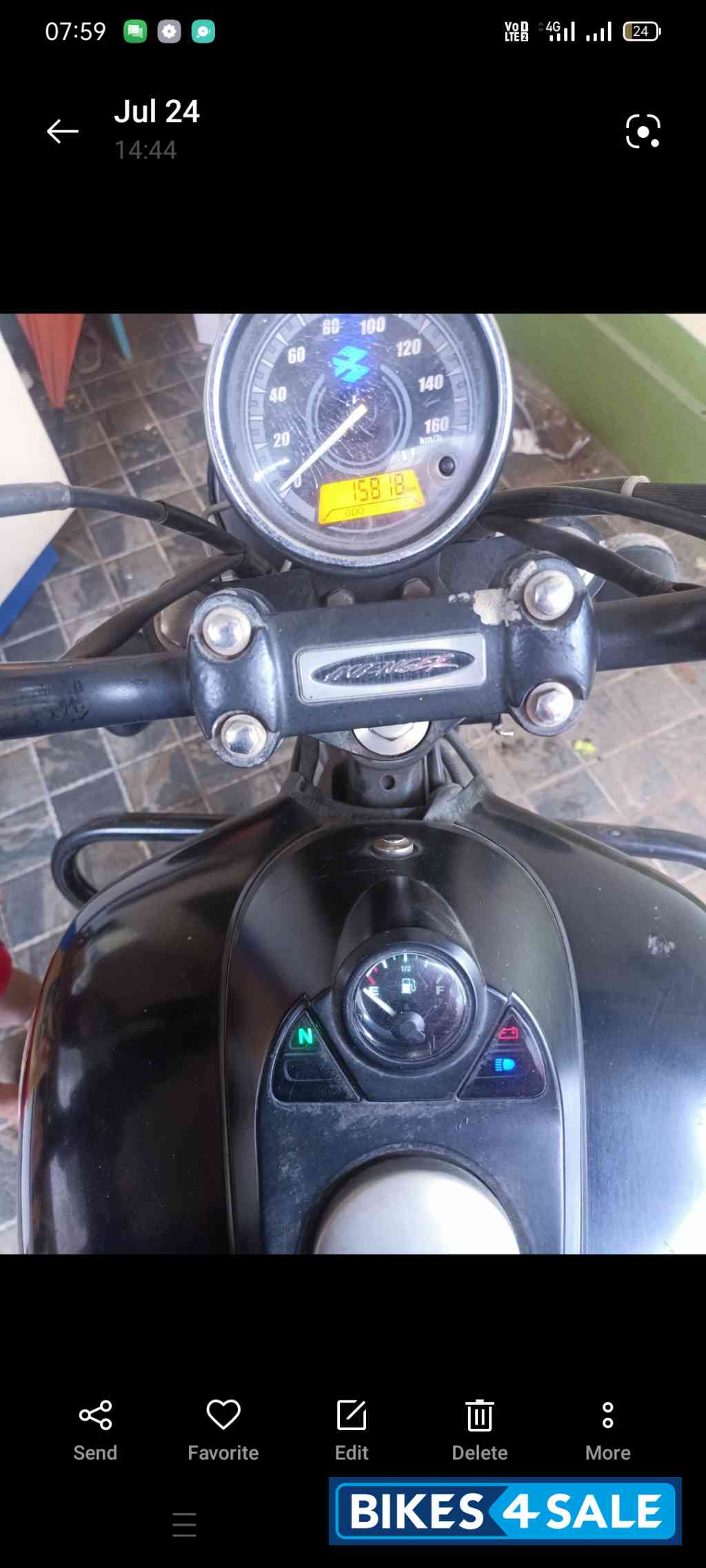 Black Bajaj Avenger Street 220