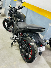 Black Suzuki Gixxer 150