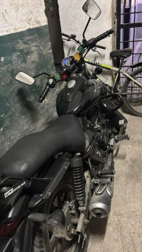 Black Bajaj Avenger Street 160 BS6