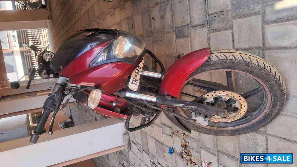 Red Bajaj Pulsar 150