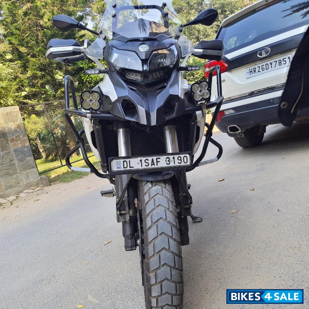 White Benelli TRK 502