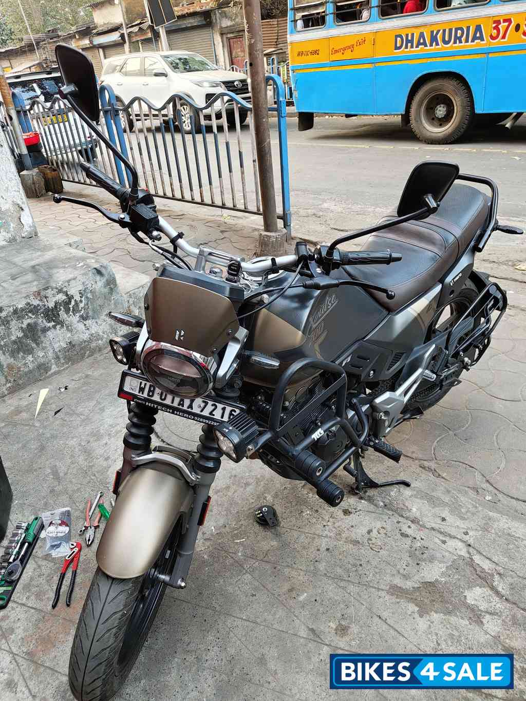 Shield Gold Hero XPulse 200T 4V