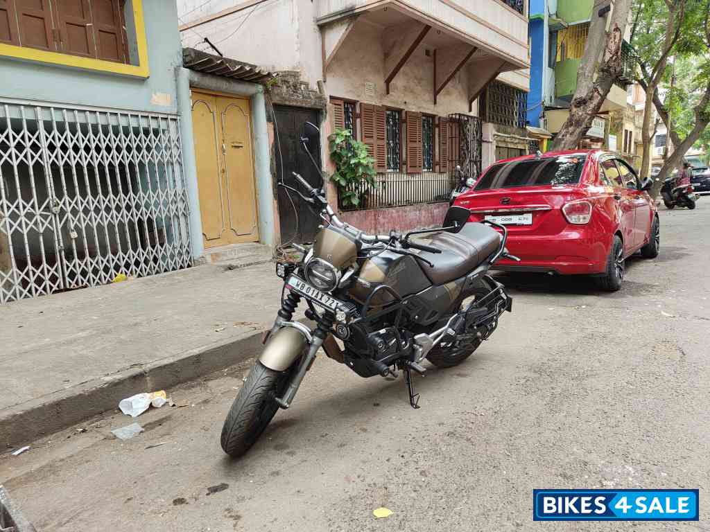 Shield Gold Hero XPulse 200T 4V