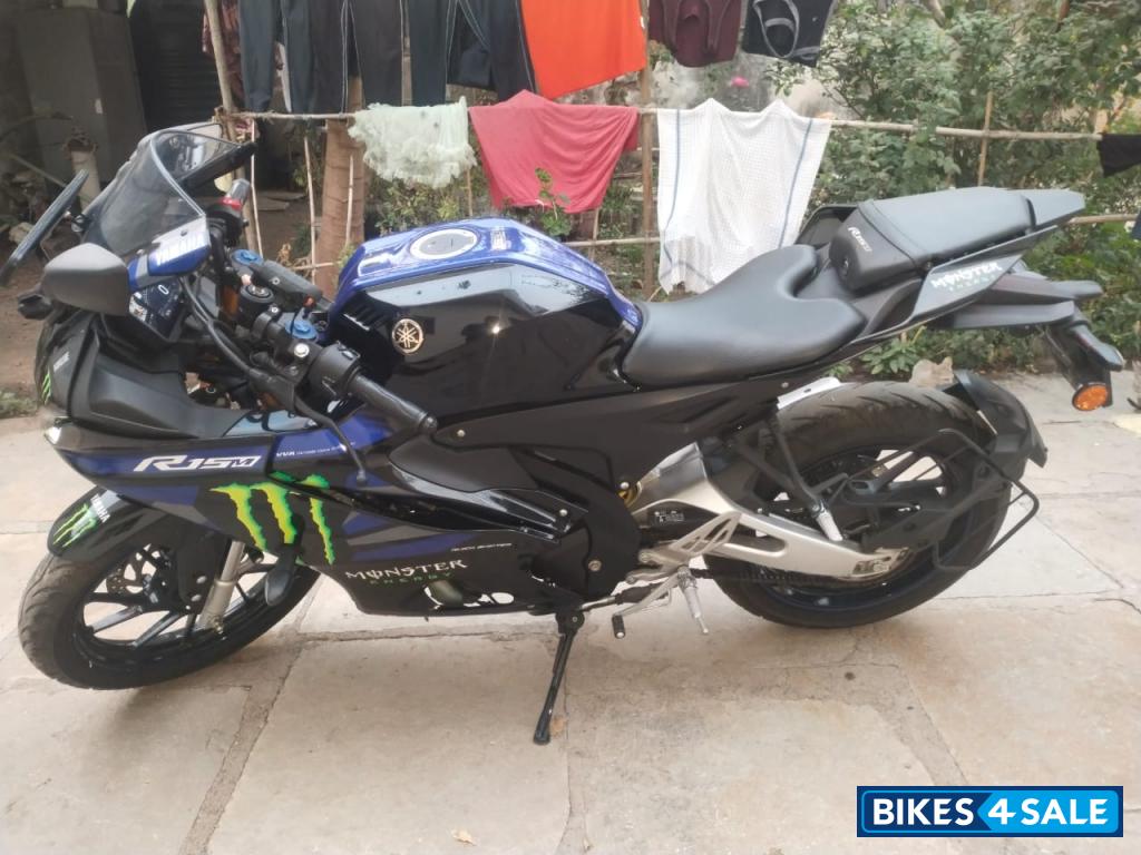 Yamaha R15M Monster Energy MotoGP Edition