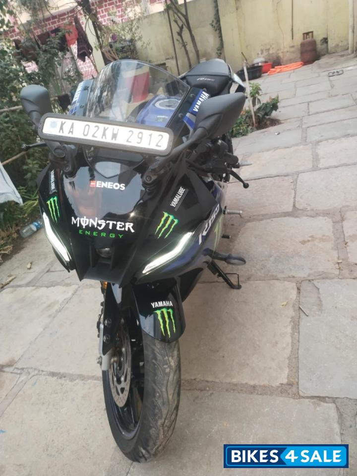 Yamaha R15M Monster Energy MotoGP Edition