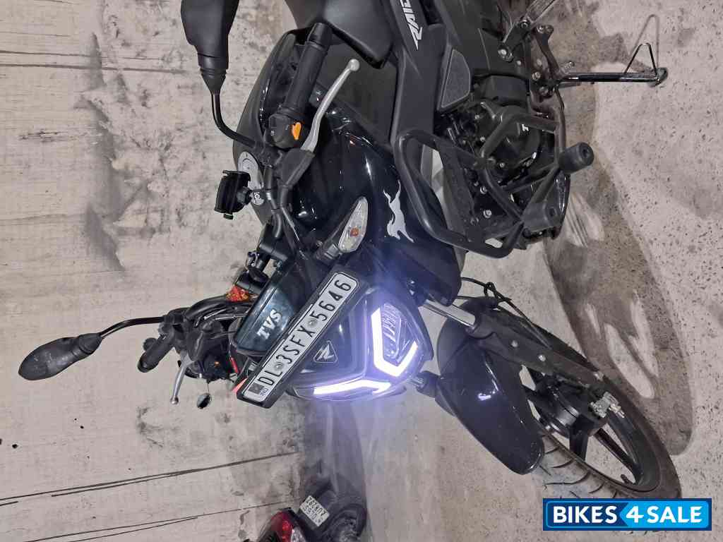 Wicked Black TVS Raider 125 Drum