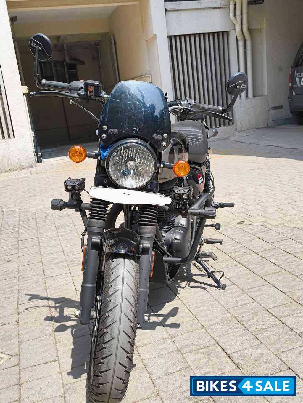 Royal Enfield Hunter 350 Metro