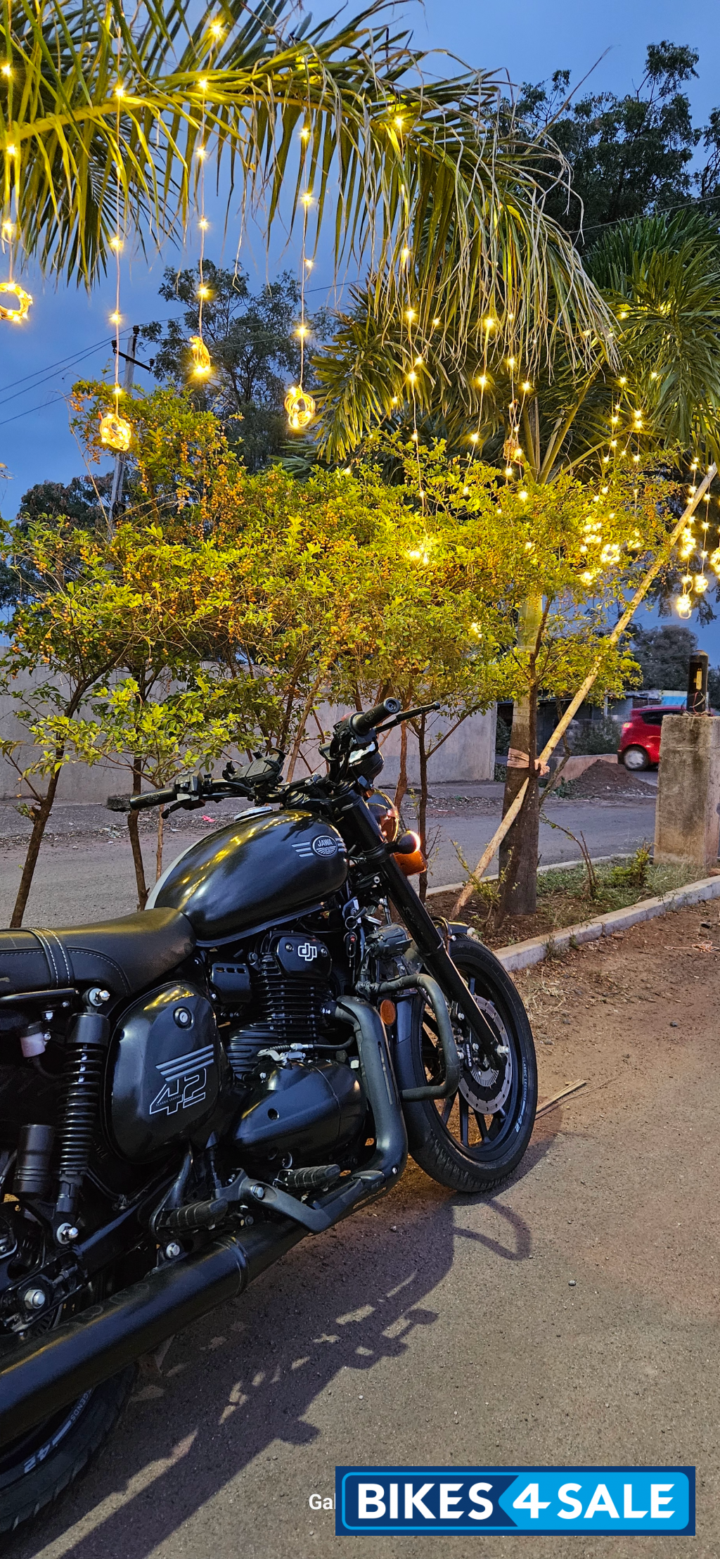 Jawa 42 Dual Channel ABS AllStar Black