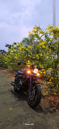 Jawa 42 Dual Channel ABS AllStar Black