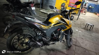 Yellow And Black Honda CB Hornet 160R ABS