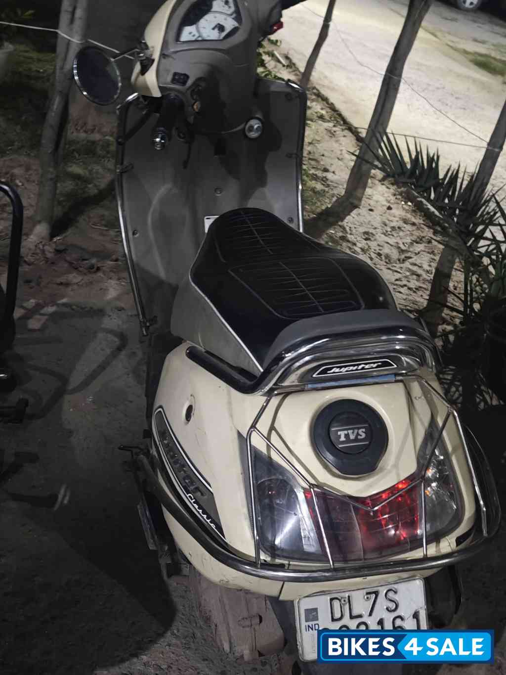TVS Jupiter Classic
