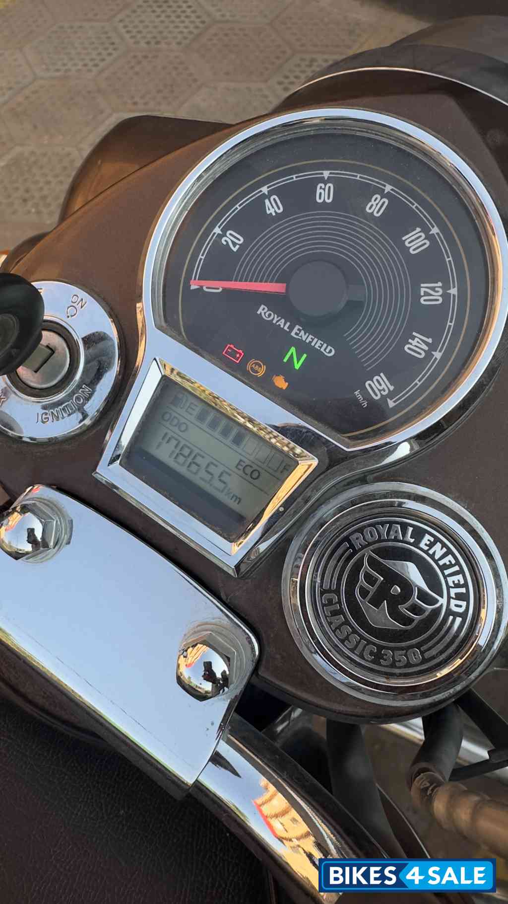 Royal Enfield Classic 350 2024