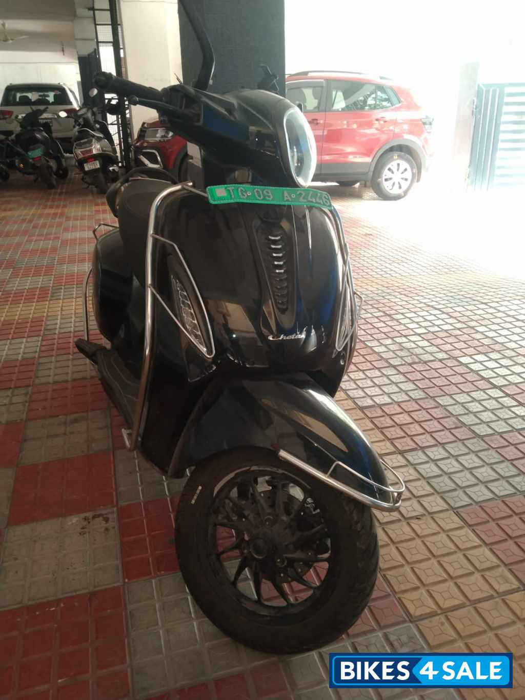 Bajaj Chetak Premium