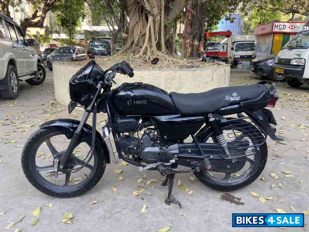 Hero Splendor Plus Black and Accent