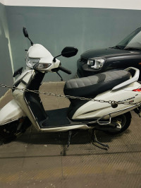 White Pearl Honda Activa 6G Dlx