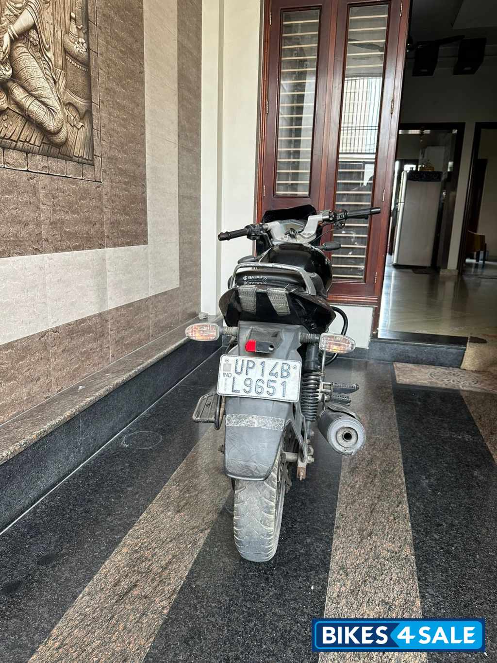 Black Bajaj Pulsar 150 DTSi