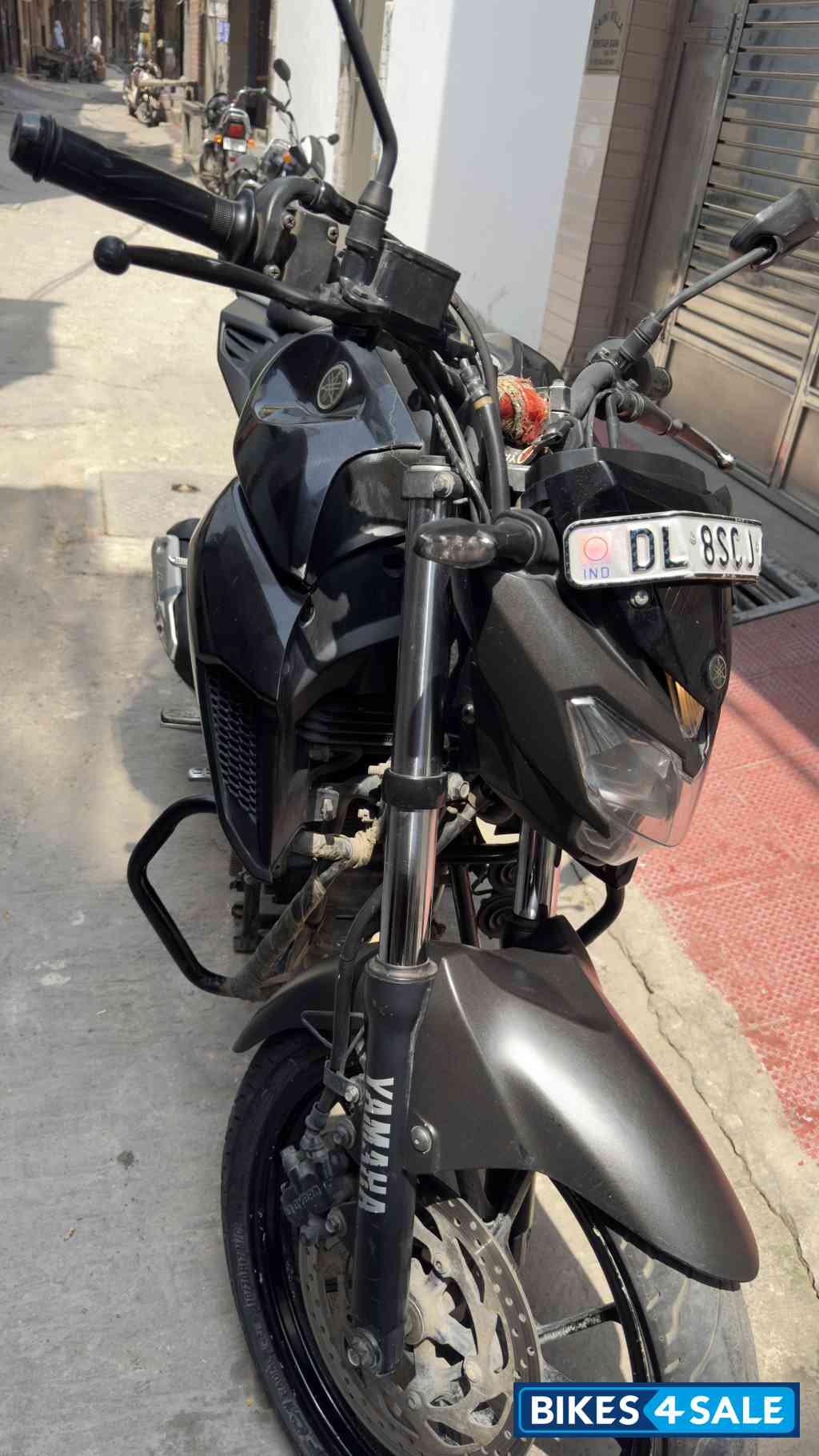 Yamaha FZ25