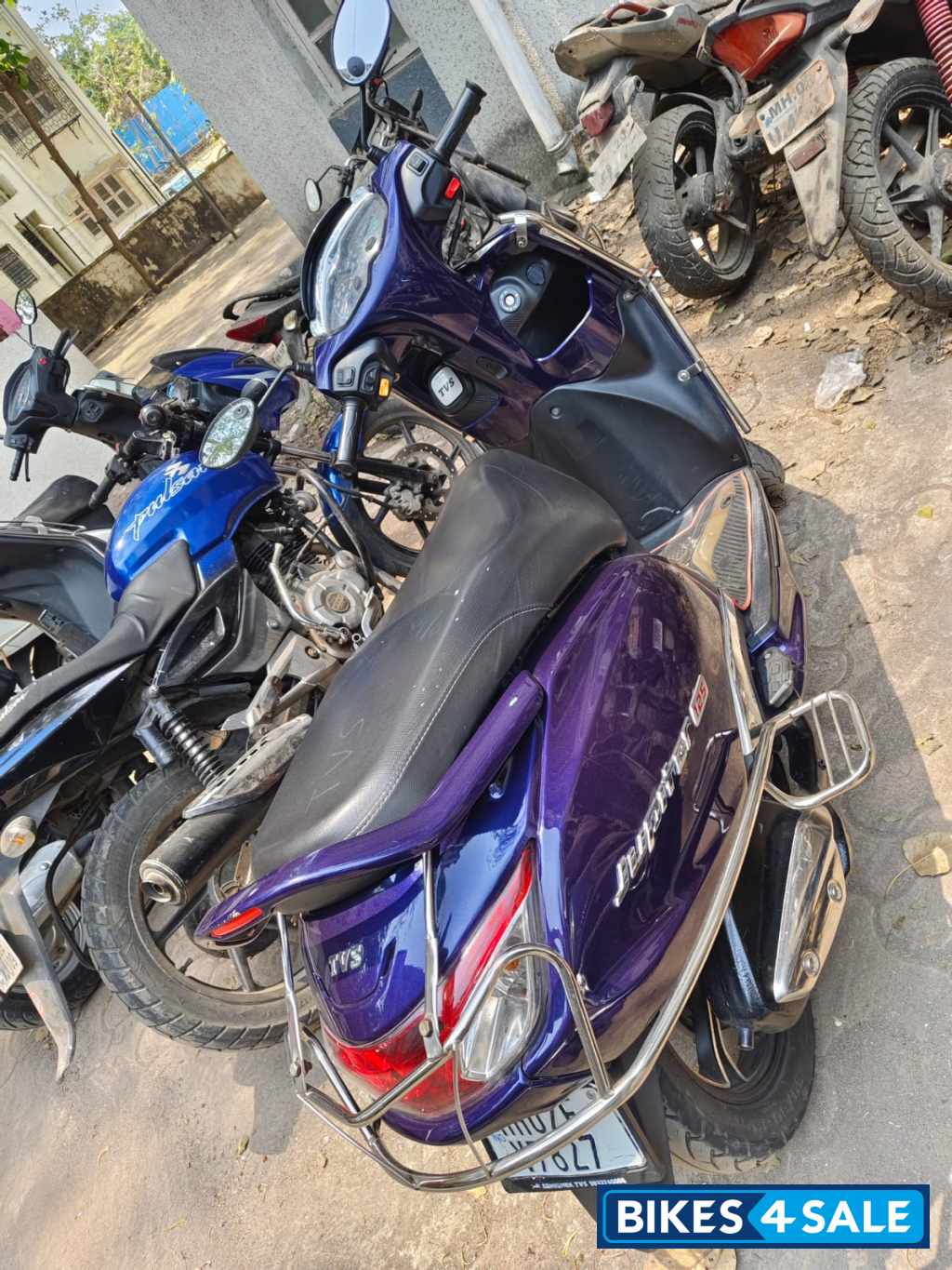 Blue TVS Jupiter 125