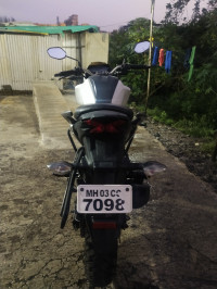 White Honda CB Hornet 160R