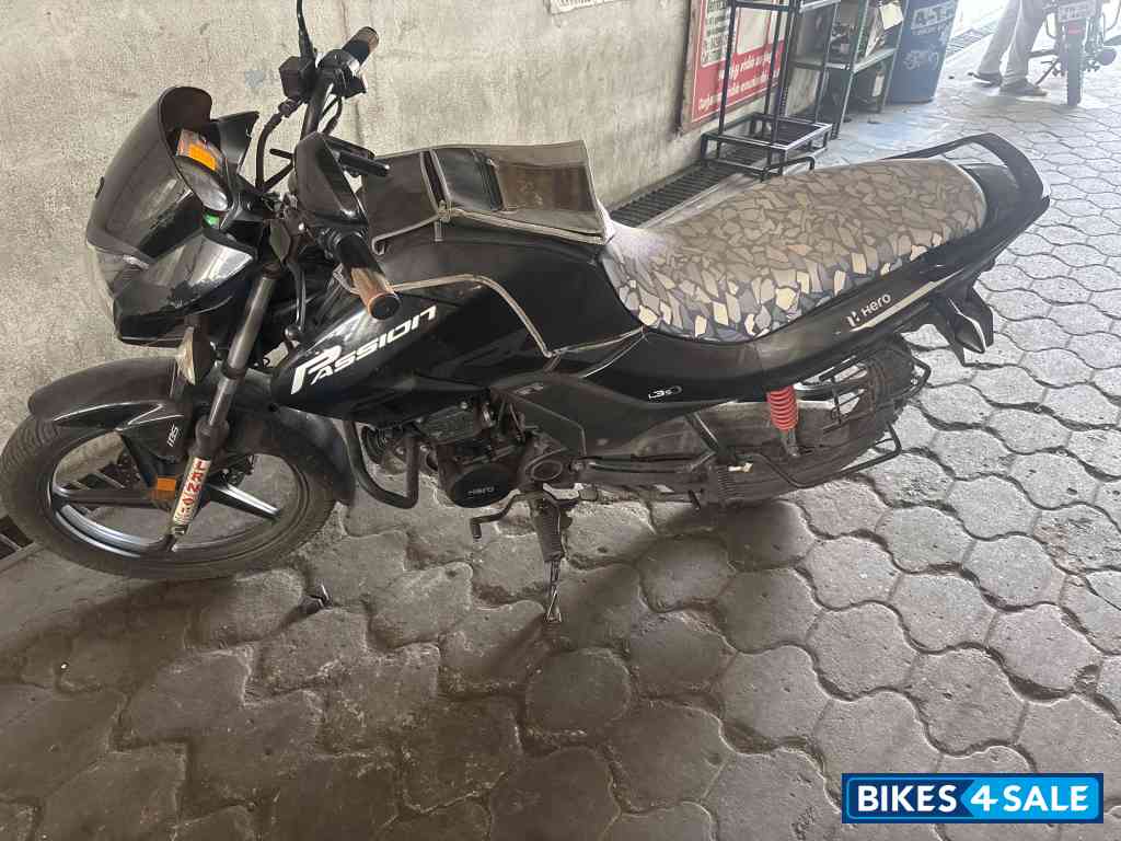Black Hero Passion Pro BS6