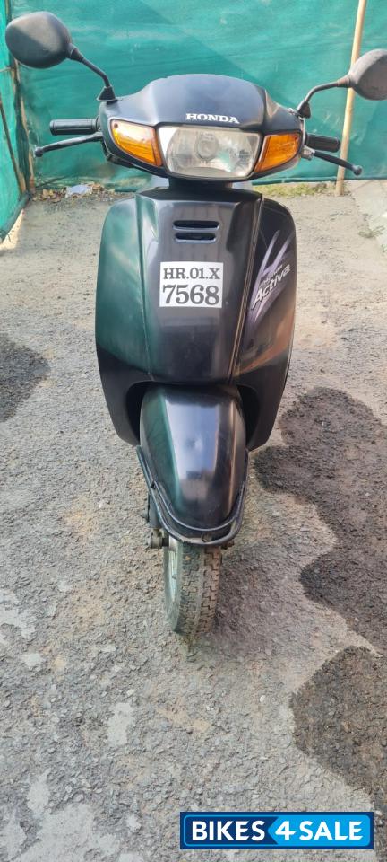 Black Honda Activa