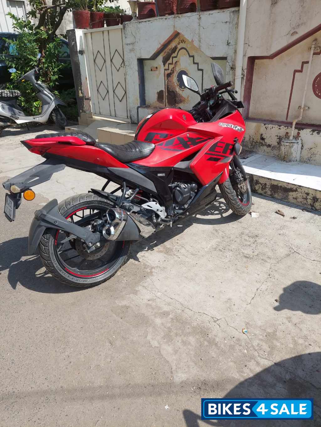 Red Suzuki Gixxer SF Moto GP