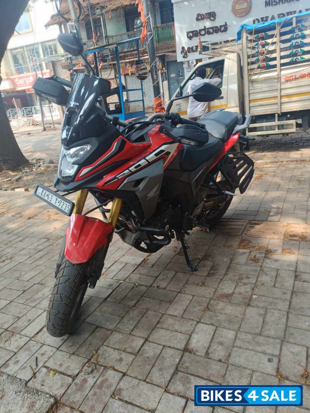 Honda CB200X