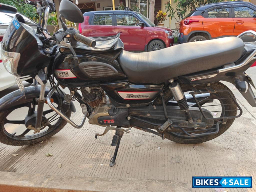 Black TVS Radeon BS6