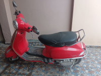 Red Vespa VXL 125